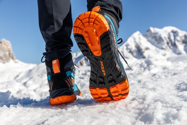 Scarpa Rush Trk Gore-Tex Pagoda Blue Mango Bocanci Drumetie Femei - imagine 10